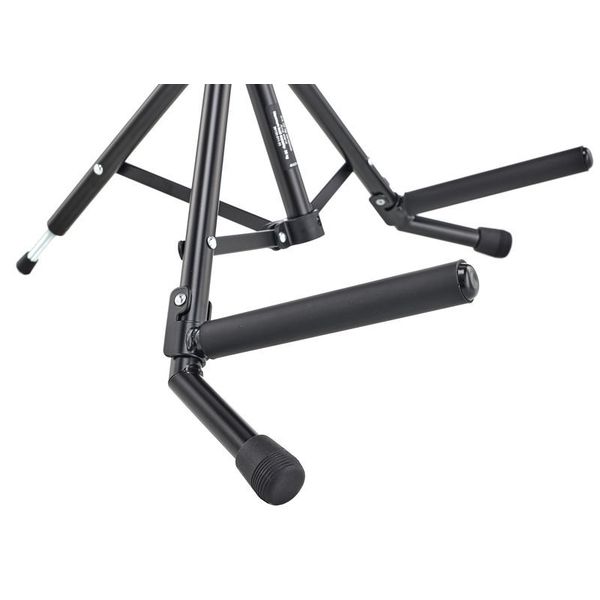 K&M 28130 Amp Stand