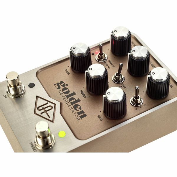 Universal Audio UAFX Golden Reverberator