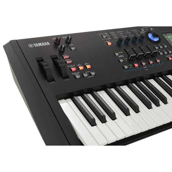 Yamaha MODX7+