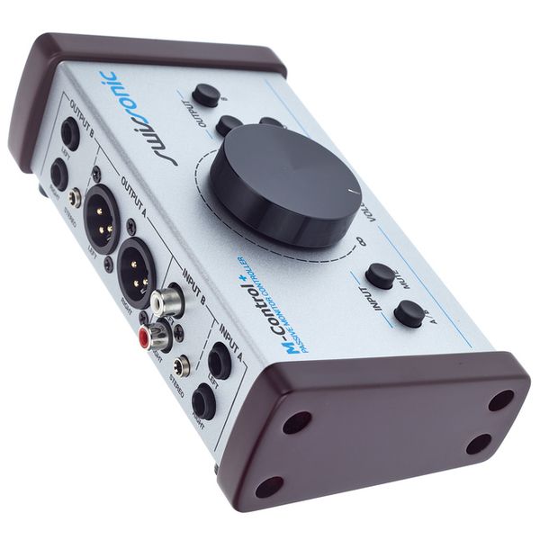 ADAM Audio T5V M-Control Bundle