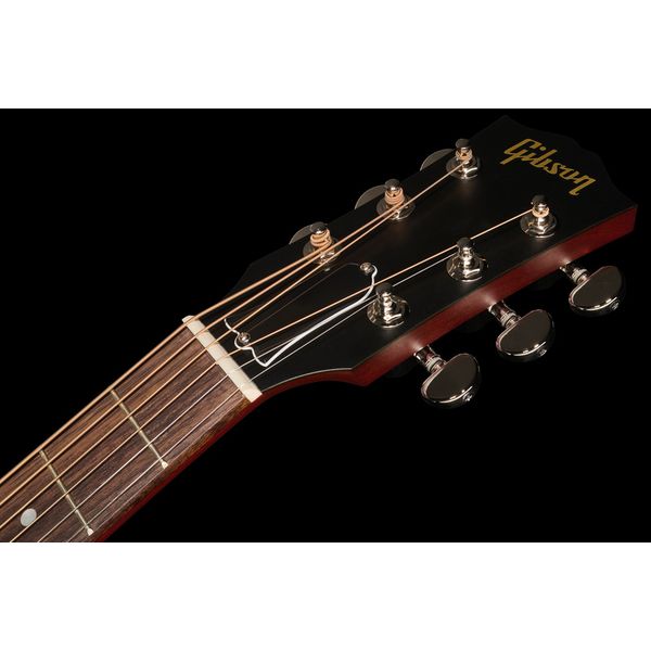 Gibson J-45 Special Satin Wine Red